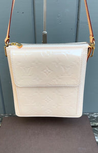 LOUIS VUITTON Vintage Mott Monogram Pink Vernis Shoulder Bag