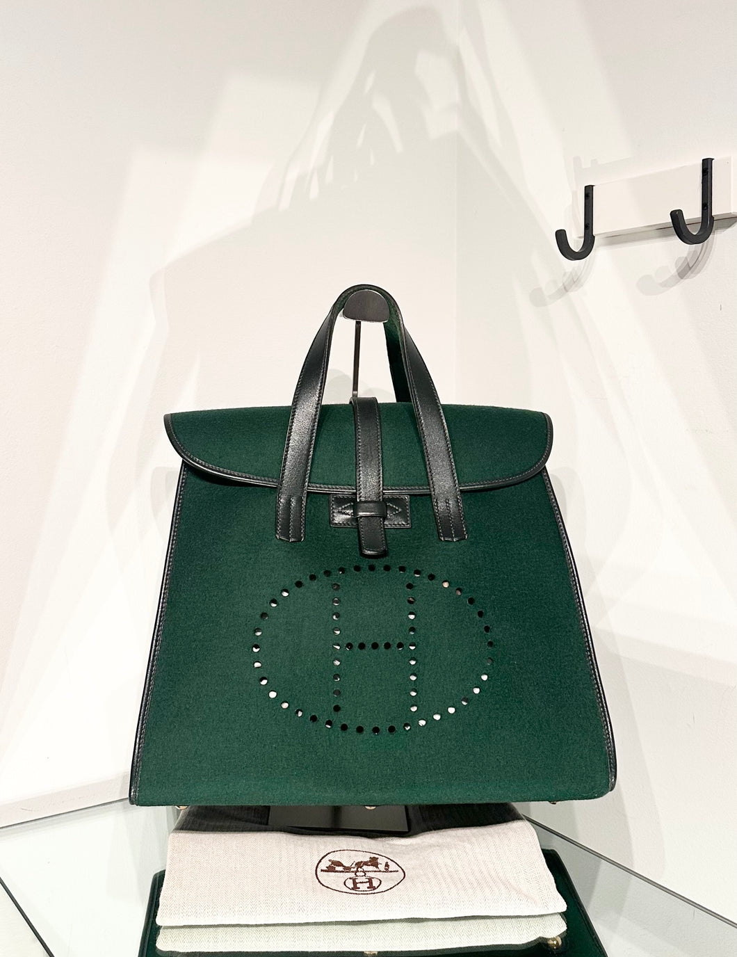 HERMÈS Feu2Dou Tote Vert Fonce Feutre & Gulliver Leather