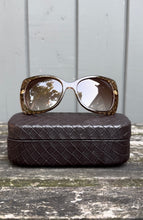 Load image into Gallery viewer, BOTTEGA VENETA Intrecciato Oversized Sunglasses
