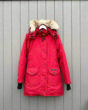 Load image into Gallery viewer, CANADA GOOSE Hooded Parka
