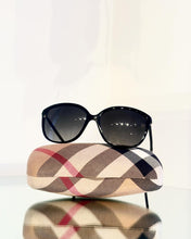 Load image into Gallery viewer, BURBERRY Oversized Polarized Sunglasses

