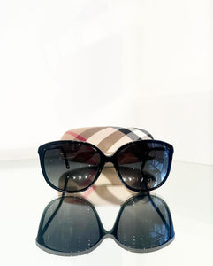 BURBERRY Oversized Polarized Sunglasses