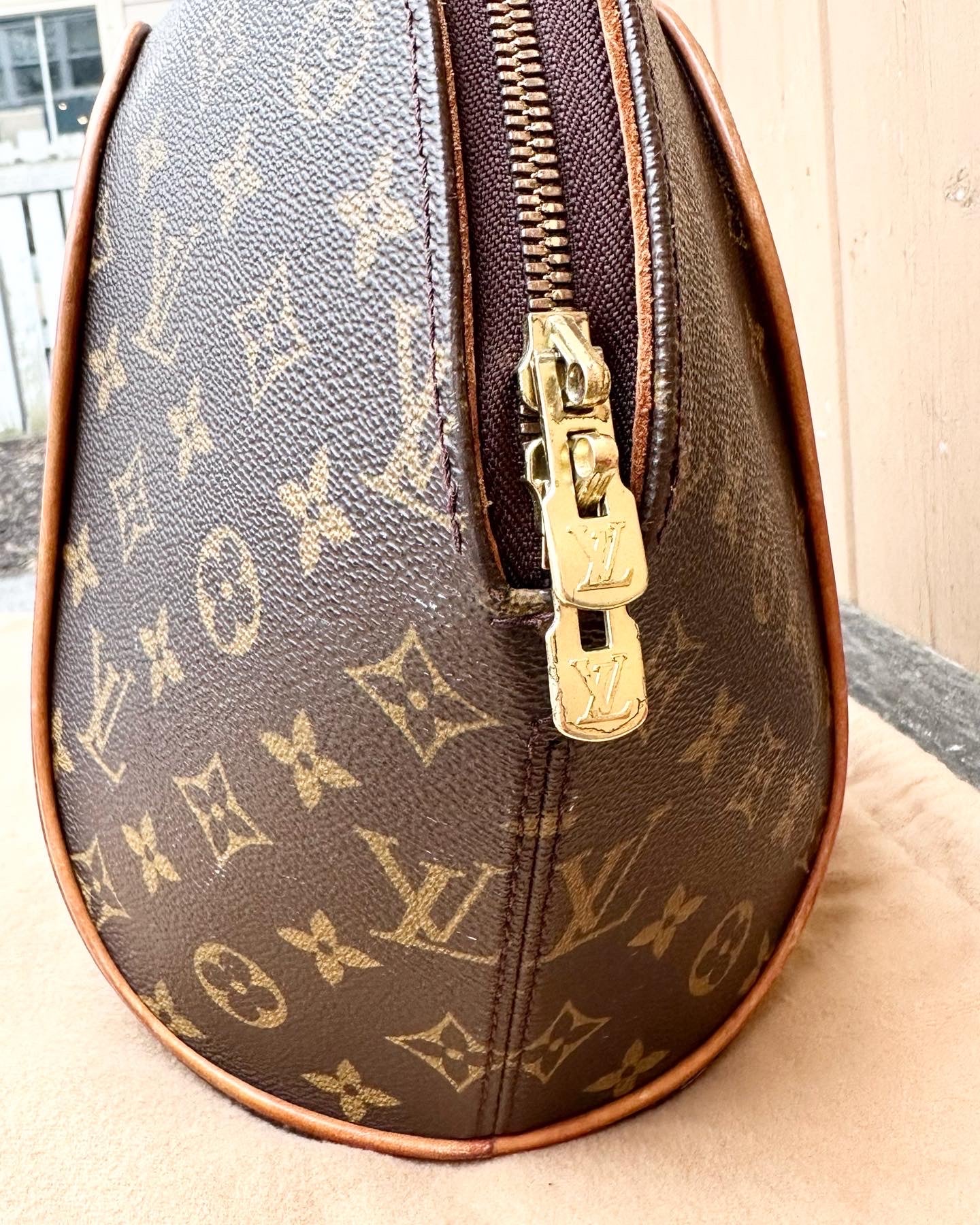 Best Deals for Louis Vuitton Ellipse Bowling Bag