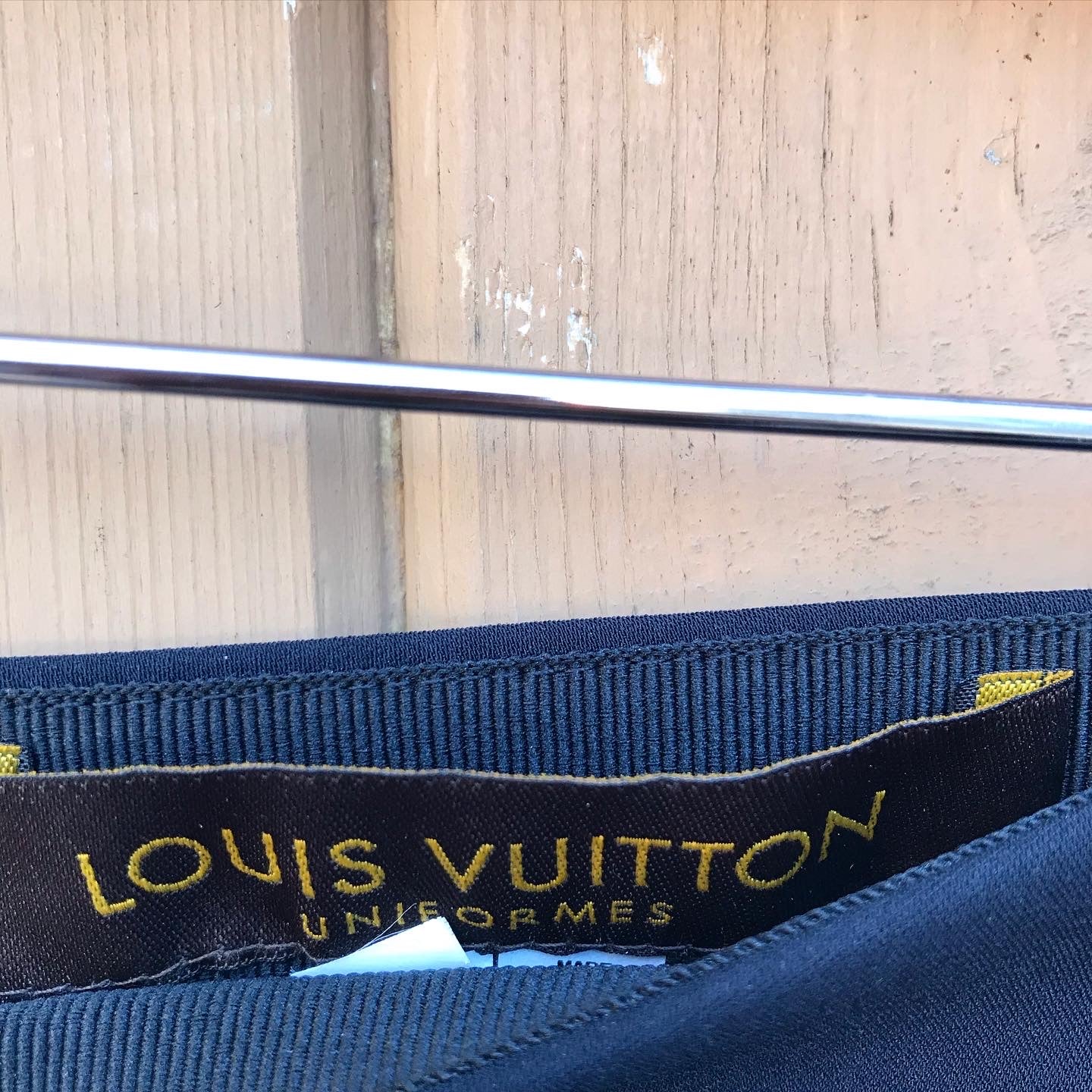 LOUIS VUITTON Uniformes A-Aline Mini Skirt – Susannah Designer Consignment