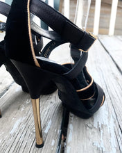 Load image into Gallery viewer, GUCCI Velvet Leather Strappy Platform High Heel Sandals
