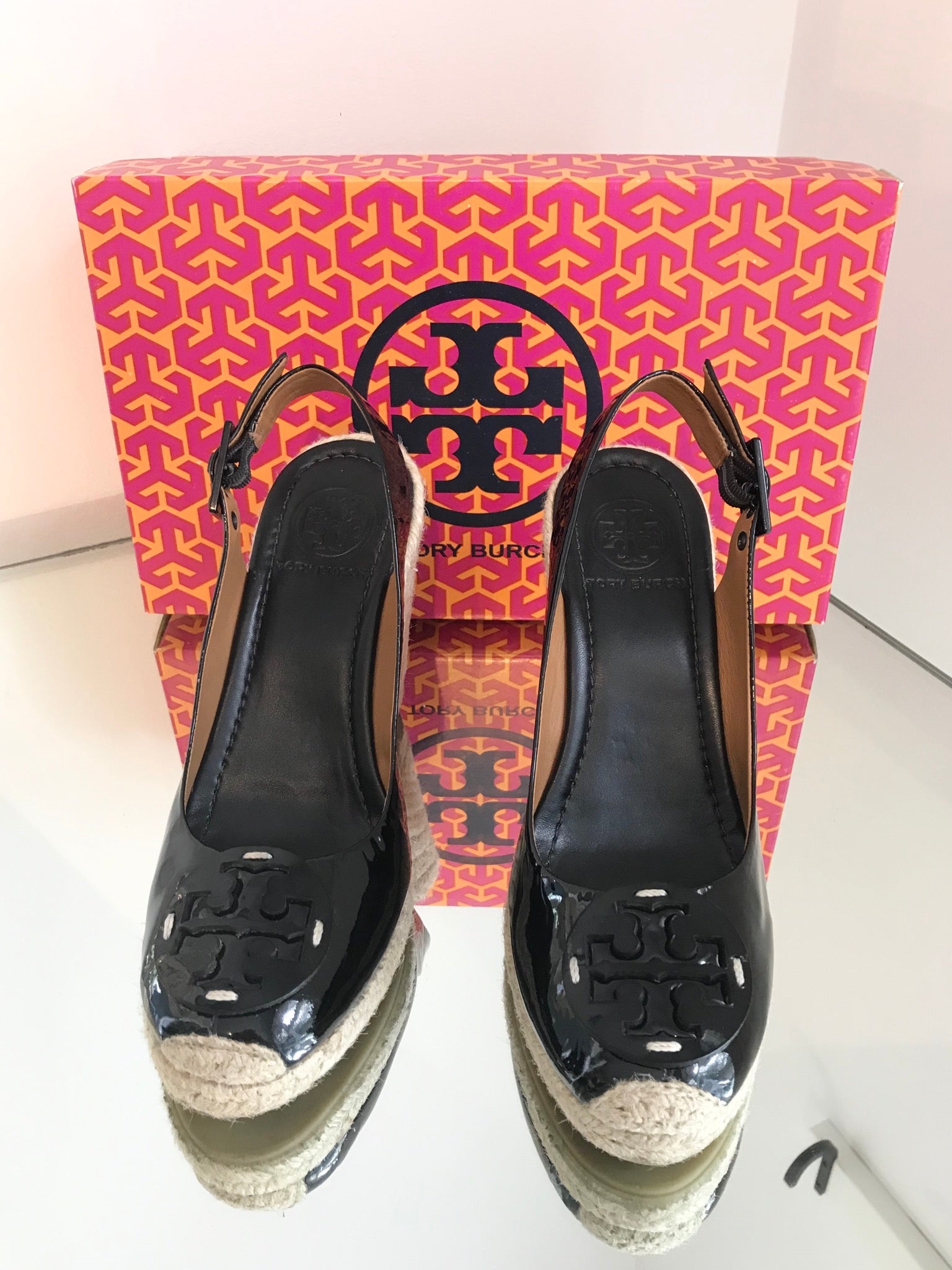 TORY BURCH Patent Leather Espadrille Wedge Sandals – Susannah Designer  Consignment