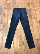 Load image into Gallery viewer, J BRAND Skinny Jeans
