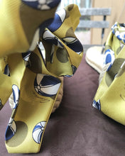 Load image into Gallery viewer, GUCCI Carolina Beach Ball Satin Tie Flat Espadrille Sandals
