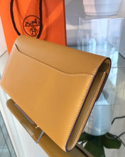 Load image into Gallery viewer, HERMÈS Constance Long Leather Wallet
