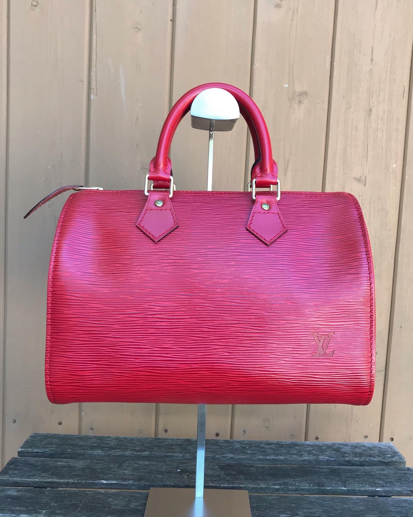 Louis Vuitton Vintage - Epi Speedy 25 Bag - Red - Leather and Epi Leather  Handbag - Luxury High Quality - Avvenice