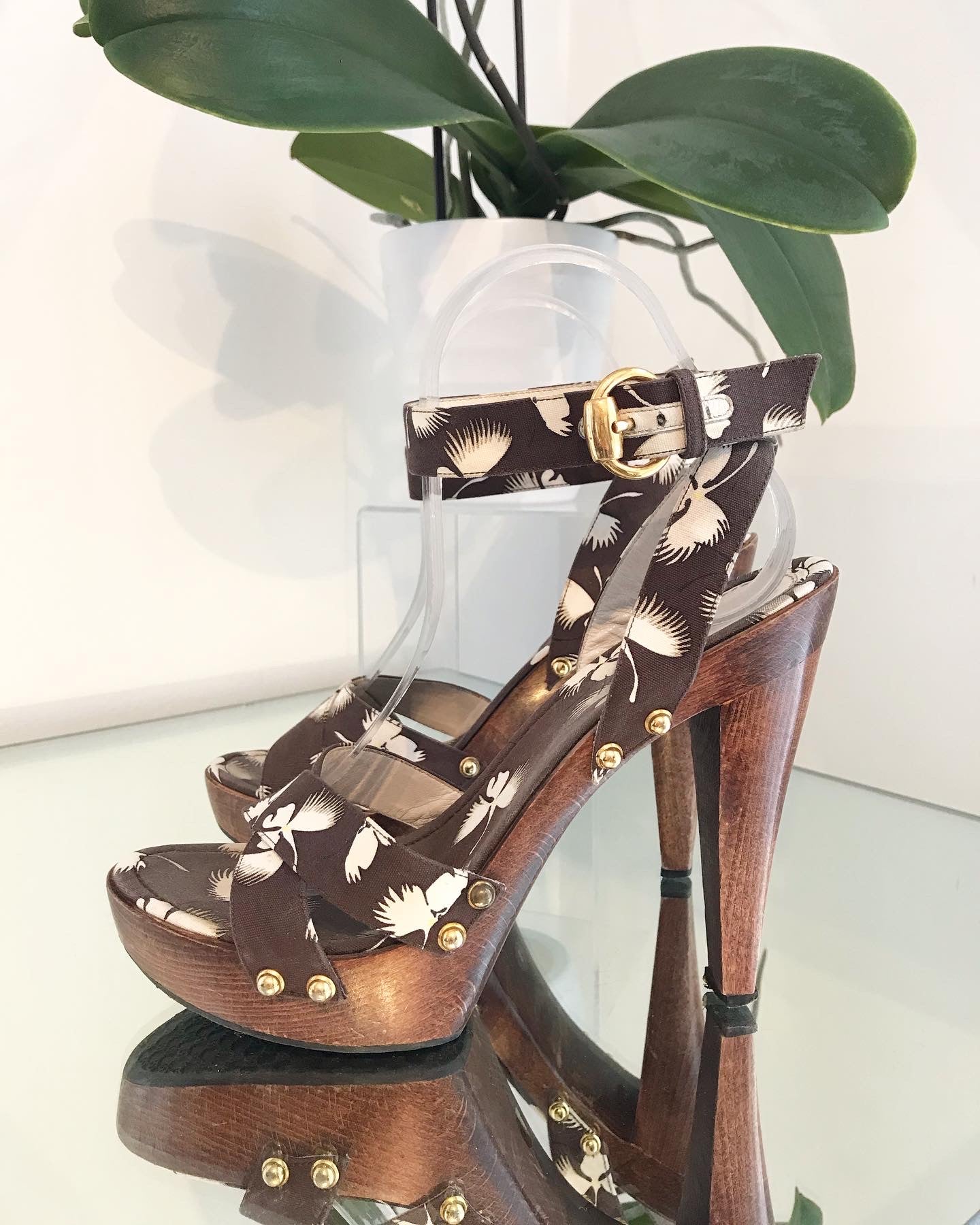 Gucci platform high outlet heels