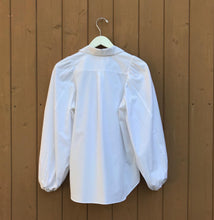 Load image into Gallery viewer, COMME DES GARÇON White Puffed Sleeved Cotton Shirt
