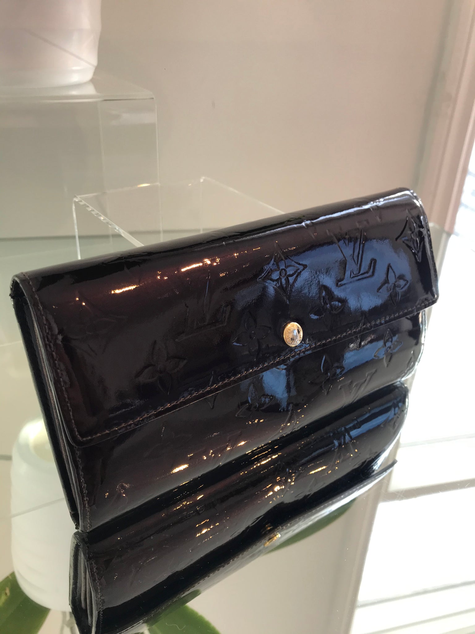 Louis Vuitton, Accessories, Authentic Louis Vuitton Monogram Vernis  Amarante Card Holder