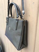 Load image into Gallery viewer, COACH Leather Crossbody Bag
