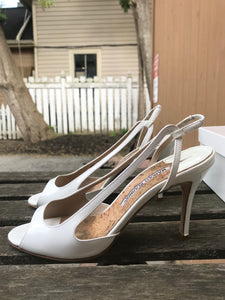 MANOLO BLAHNIK White Patent Leather High Heel Sandals