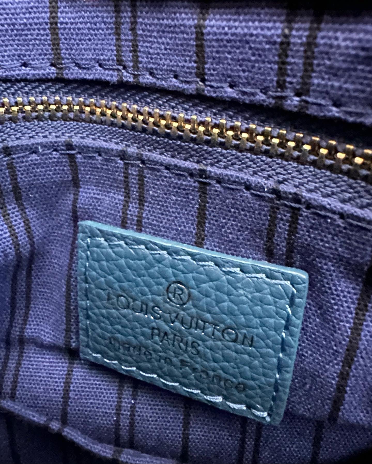 Louis Vuitton Empreinte Artsy MM in Orage Blue – Chicago Consignment