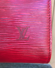 Load image into Gallery viewer, LOUIS VUITTON Red Epi Leather Speedy 25 Bag
