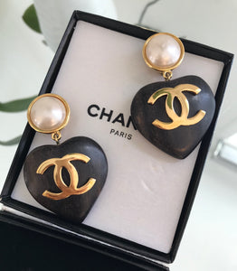 CHANEL Vintage CC Logo Faux Pearl and Wood Heart Drop Clip On Earrings