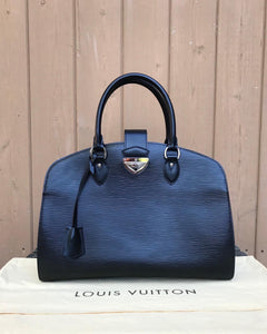 LOUIS VUITTON Epi Leather Pant-Neuf GM Bag