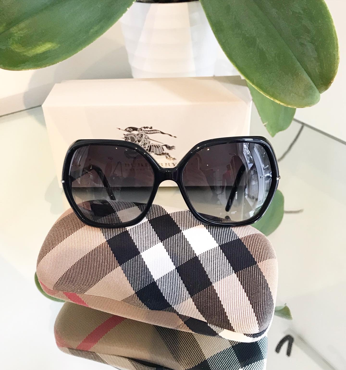 Burberry deals 4107 sunglasses