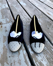 Load image into Gallery viewer, CHANEL Suede Bow Logo Cap Toe Ballet Flats
