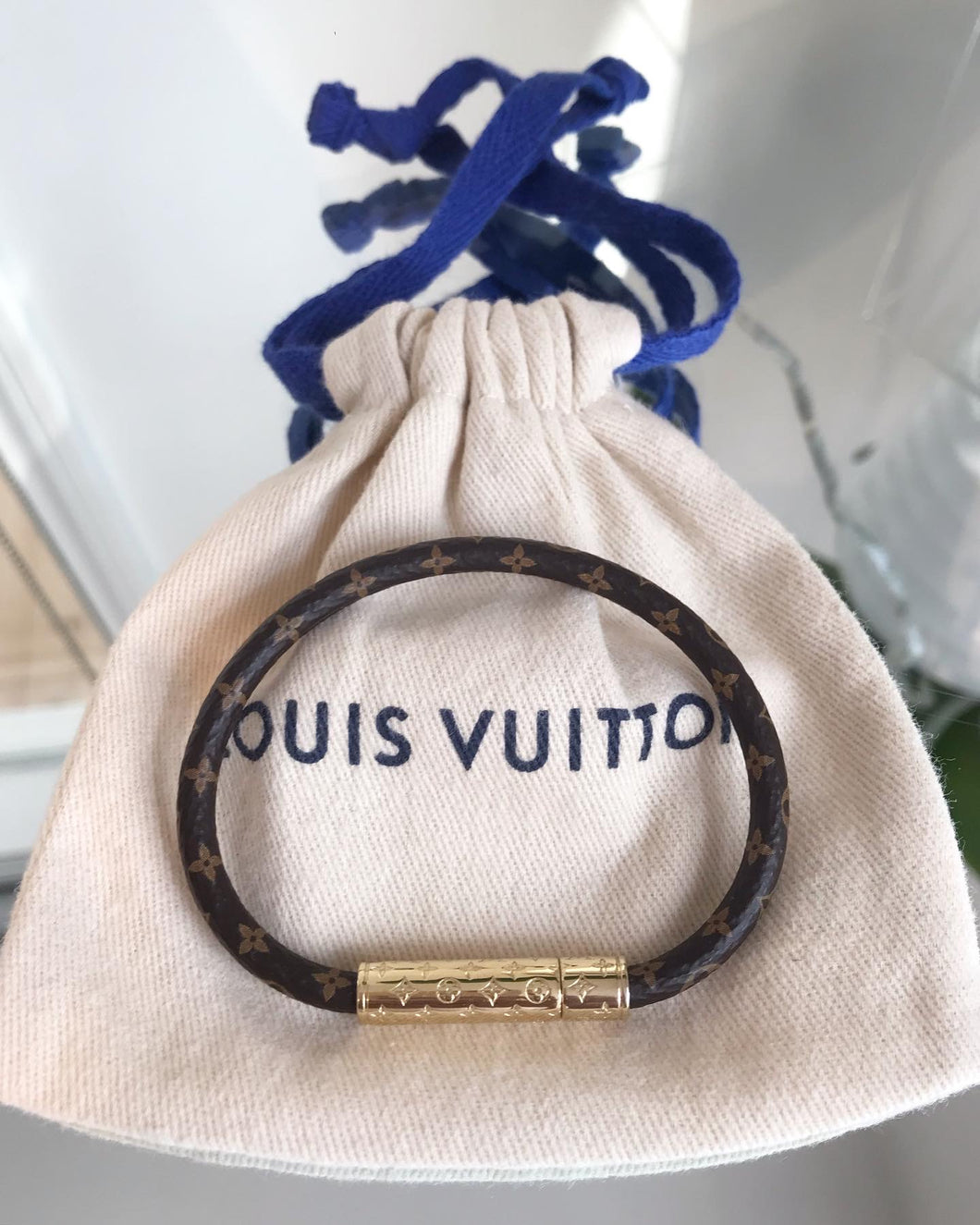LOUIS VUITTON Confidential Brown Monogram Bracelet