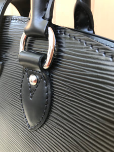LOUIS VUITTON Epi Leather Pant-Neuf GM Bag