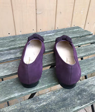 Load image into Gallery viewer, SALVATORE FERRAGAMO Patent Leather Suede Ballet Flats
